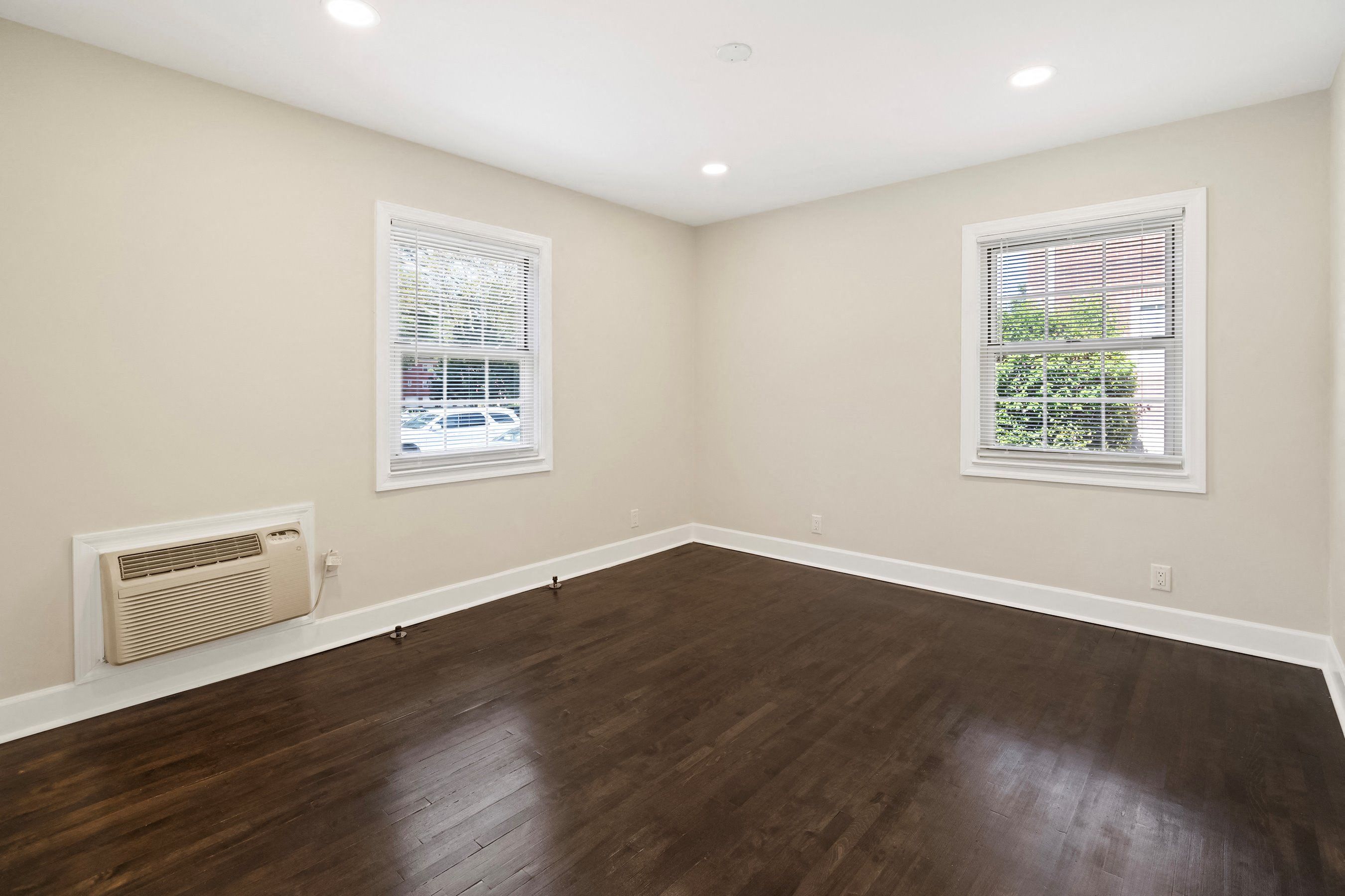 Gallery Photo 7